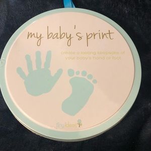 Baby’s hand/foot print